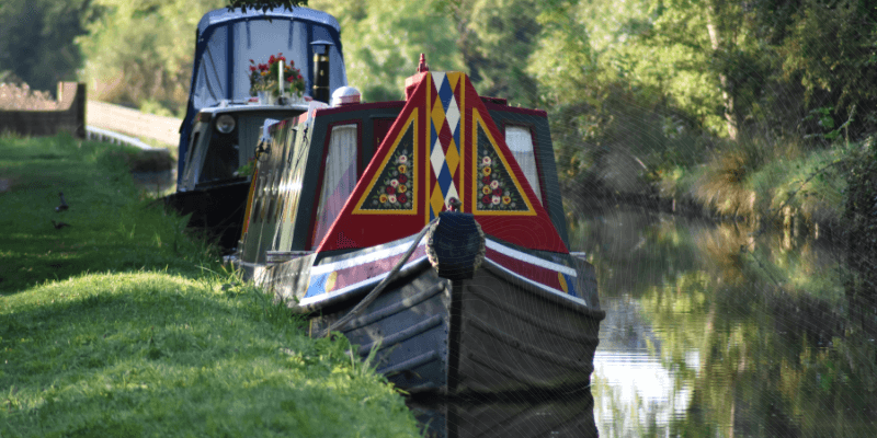 Your Guide to The Different Types of Motorboats: Canal Boats