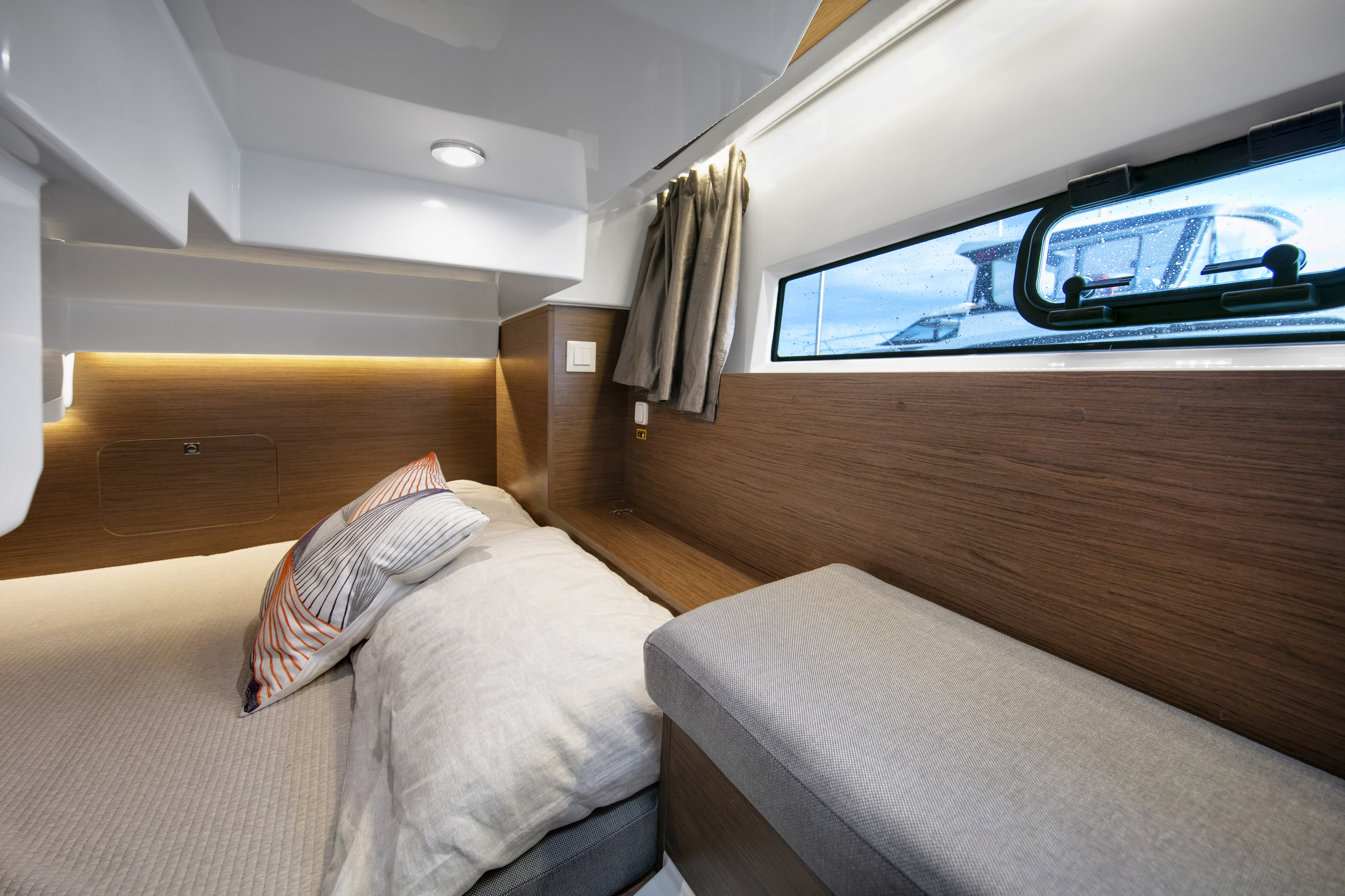 Bed in Merry Fisher 895 Sport